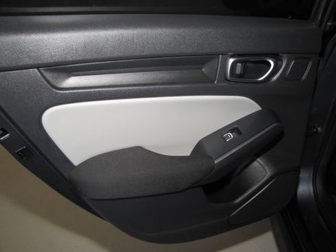 Certified 2025 Honda Civic Sport Touring image 14