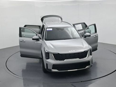Used 2025 Kia Sorento S FWD image 52