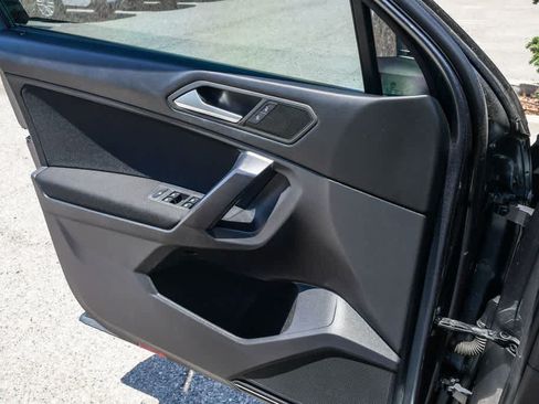 Used 2021 Volkswagen Tiguan S FWD image 21