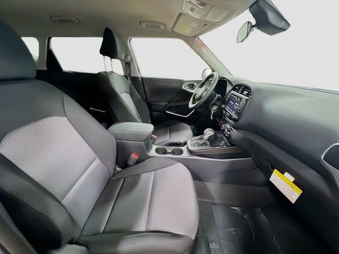 New 2025 Kia Soul LX image 25