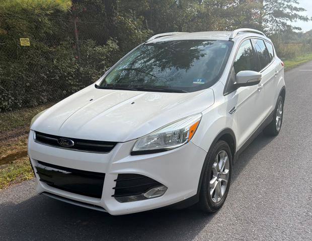 Used 2014 Ford Escape Titanium AWD/4WD image 1