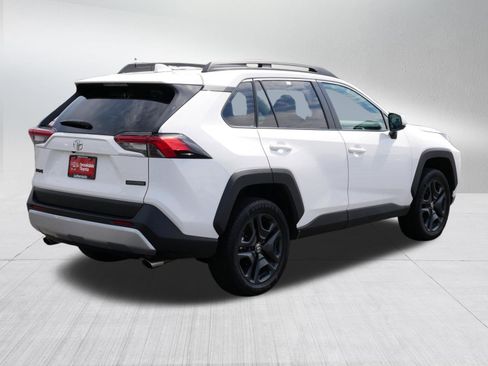 Certified 2024 Toyota RAV4 Adventure AWD/4WD image 7