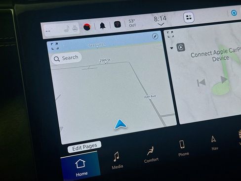 Used 2024 Jeep Grand Cherokee L Limited w/ Black Appearance Package image 18