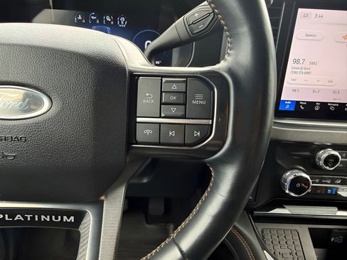 Used 2023 Ford F250 Platinum AWD/4WD image 12