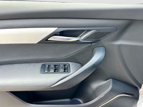 New 2025 VinFast VF 8 Plus AWD/4WD image 17