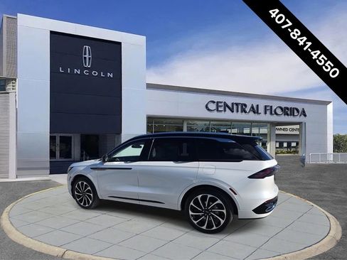 New 2026 Lincoln Nautilus Black Label AWD/4WD image 7
