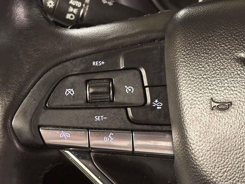 Used 2024 Cadillac XT6 Luxury AWD/4WD image 23