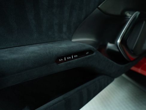 Certified 2025 Ferrari 12Cilindri RWD image 27