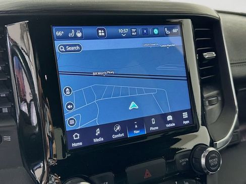 Used 2024 RAM 1500 Laramie image 16