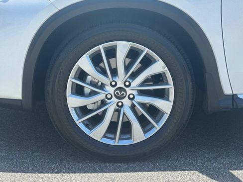 Used 2023 INFINITI QX50 Luxe FWD image 37