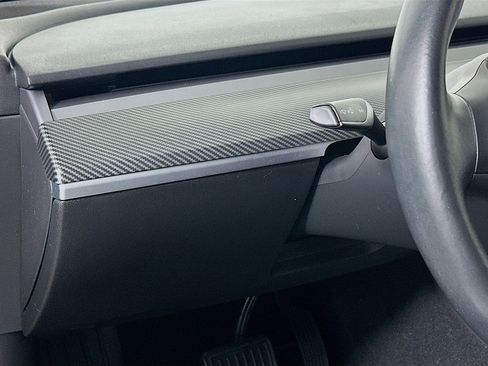 Used 2018 Tesla Model 3 Long Range image 16