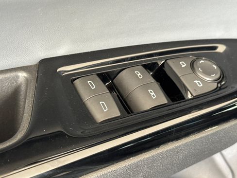 Used 2024 Honda Prologue Touring image 13