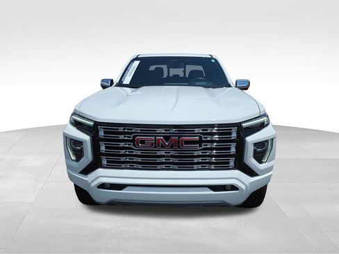 Used 2026 GMC Canyon Denali AWD/4WD image 8
