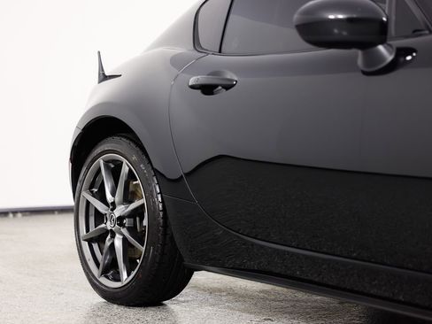 Used 2019 MAZDA MX-5 Miata RF Grand Touring image 10