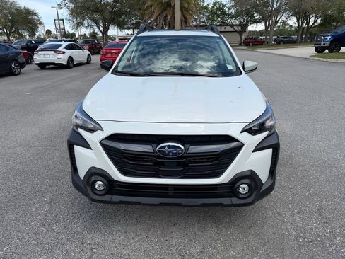 Used 2025 Subaru Outback Premium image 14