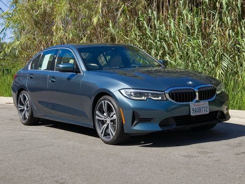 Used 2021 BMW 330i Sedan w/ Convenience Package image 2