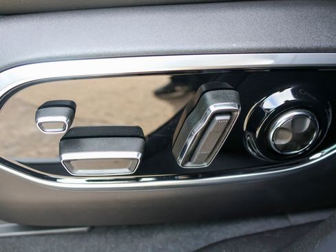 New 2026 Jeep Grand Cherokee L Summit AWD/4WD image 6