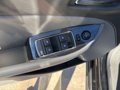 Used 2019 Chevrolet Impala LS image 7