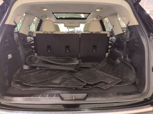 Certified 2021 Subaru Ascent Limited w/ Technology Package image 14