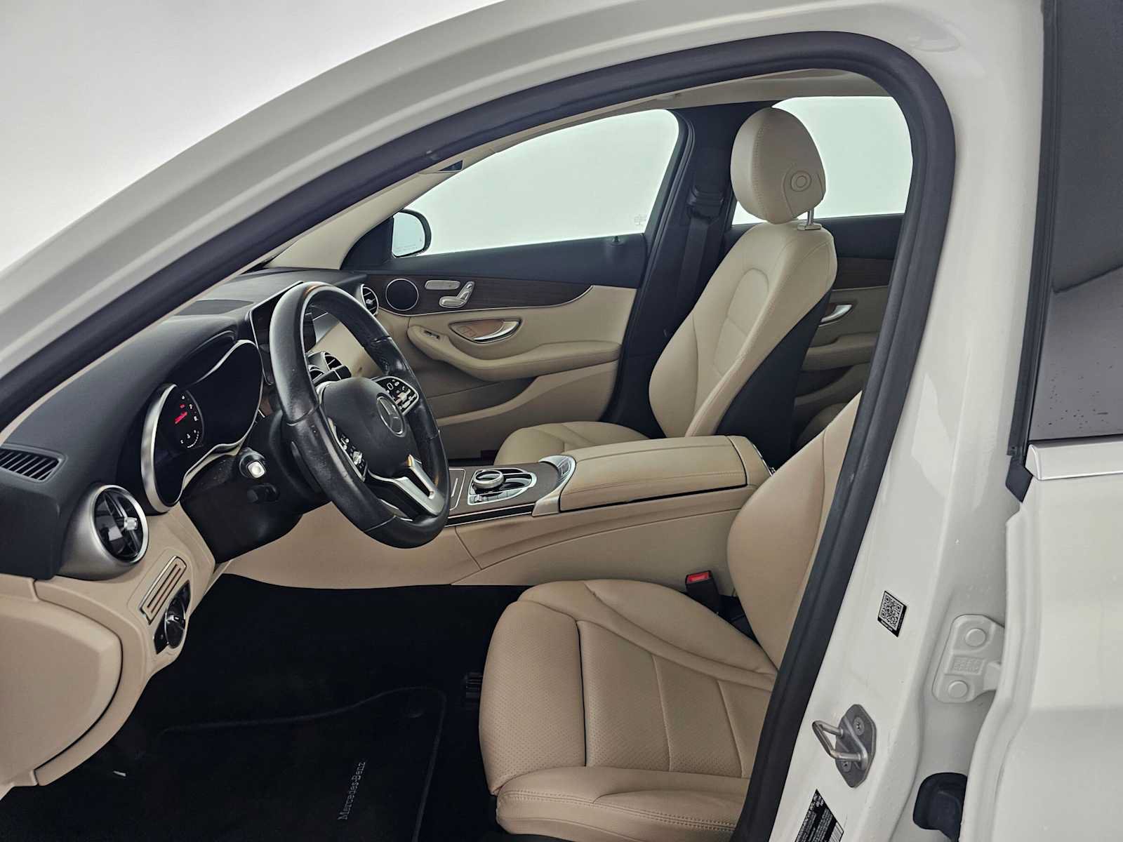 Used 2019 Mercedes-Benz C 300 Sedan image 20
