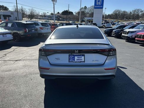 Certified 2023 Honda Accord Sport image 25