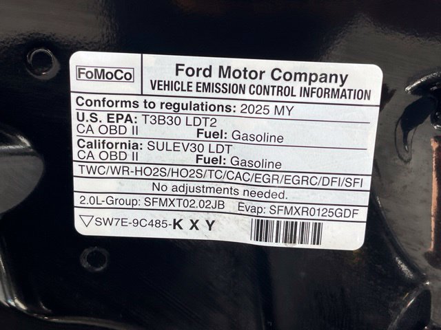 Used 2025 Ford Escape Platinum AWD/4WD image 28