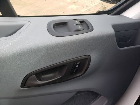 Used 2015 Ford Transit 350 XLT image 22