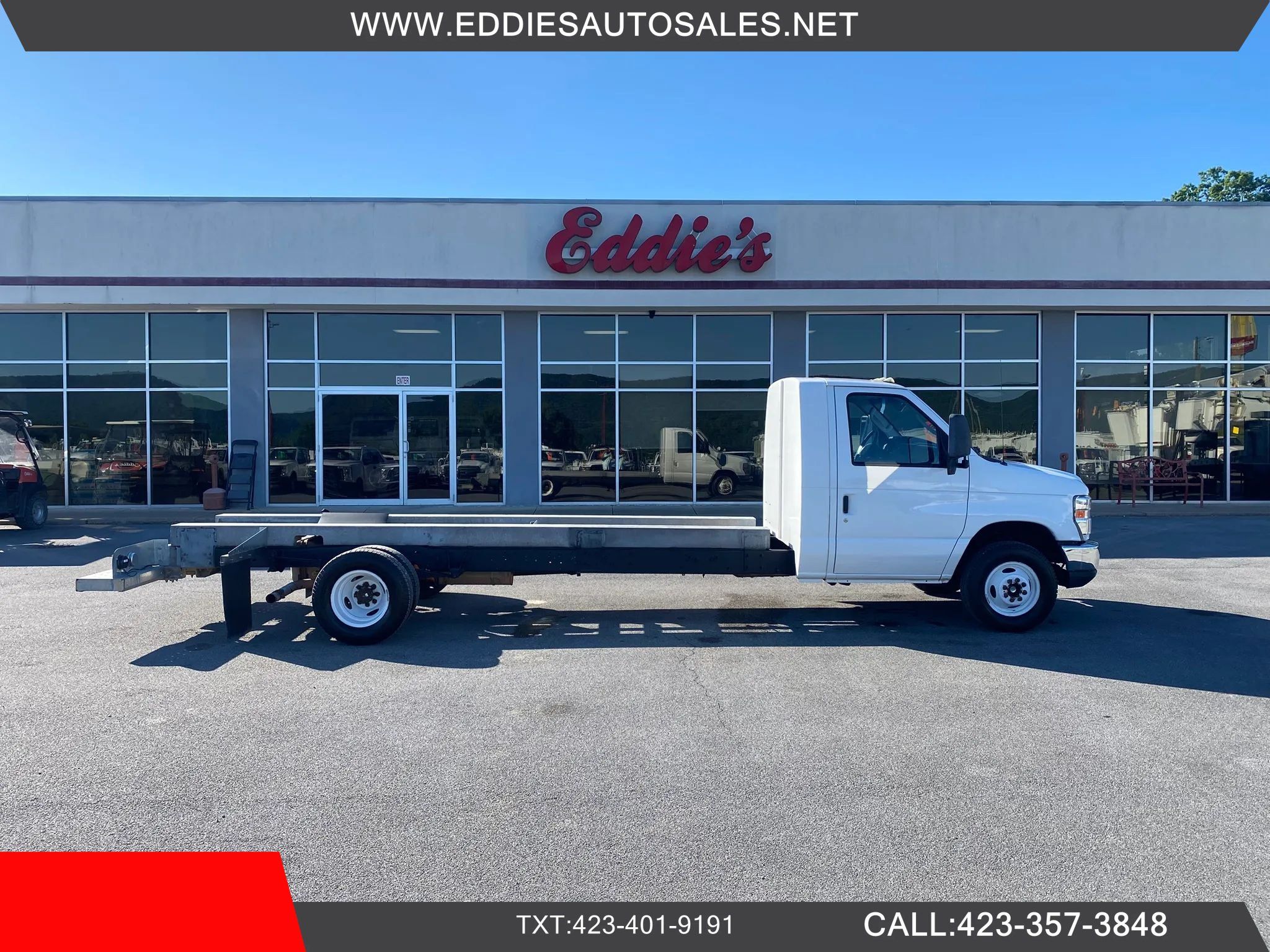 Used 2011 Ford E-450 and Econoline 450 Super Duty RWD image 1