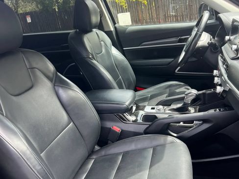 Used 2020 Kia Telluride S FWD image 11