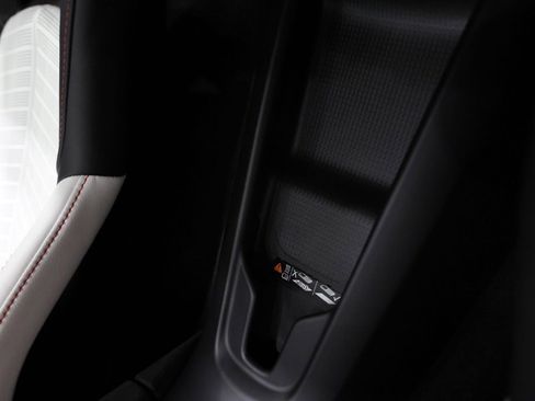 Used 2023 Chevrolet Corvette Stingray Premium Cpe w/ Z51 Performance Package image 41