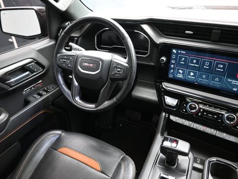 Used 2023 GMC Sierra 1500 AT4 w/ AT4 Premium Package image 23