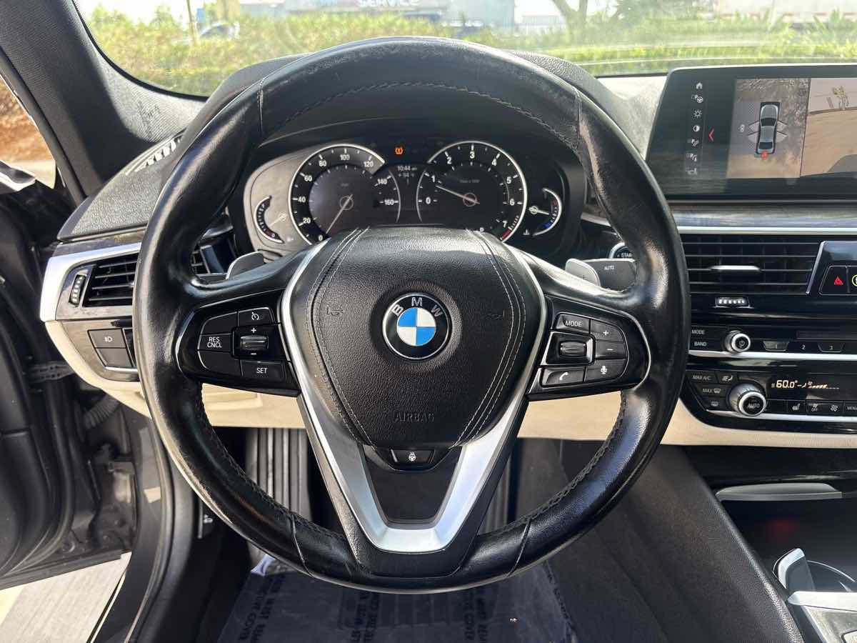 Used 2017 BMW 540i xDrive AWD/4WD image 21