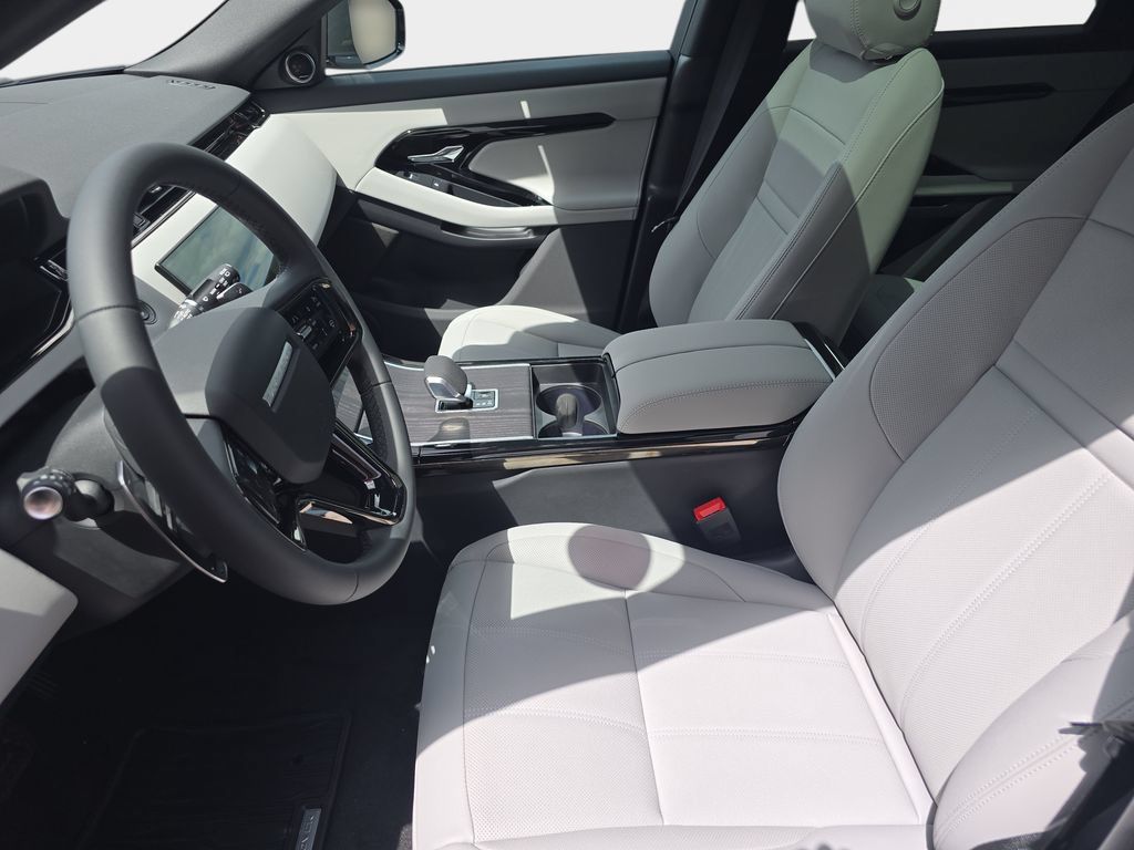 New 2026 Land Rover Range Rover Evoque S AWD/4WD image 12