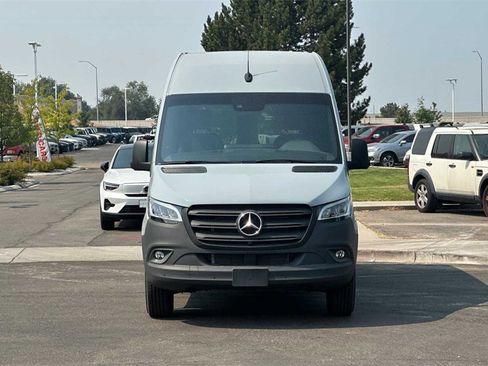 Used 2024 Mercedes-Benz Sprinter 144 Cargo image 8