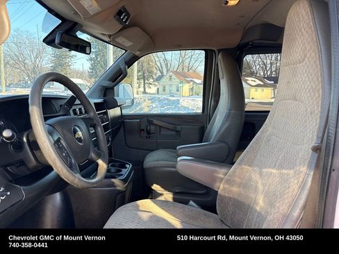 Used 2021 Chevrolet Express 3500 LT w/ LT Preferred Equipment Group image 11