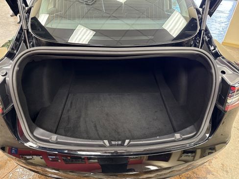 Used 2019 Tesla Model 3 Standard Range Plus image 21