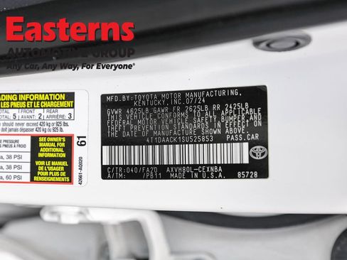Used 2025 Toyota Camry LE FWD image 34