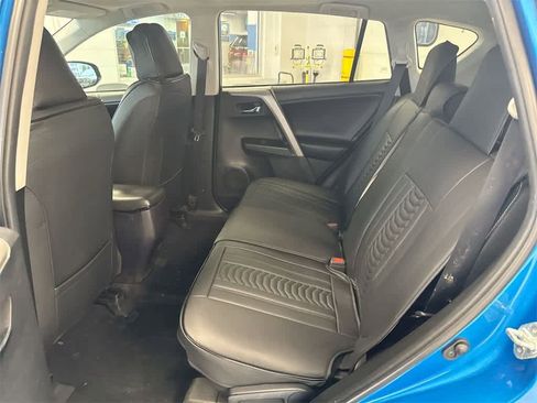 Used 2018 Toyota RAV4 XLE image 21