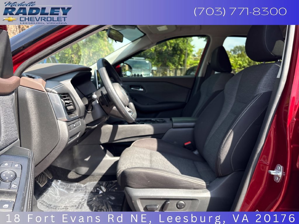 Used 2021 Nissan Rogue SV AWD/4WD image 21