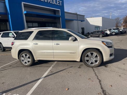 Used 2014 GMC Acadia Denali image 2