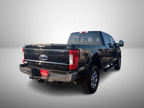Used 2019 Ford F250 Lariat w/ Chrome Package AWD/4WD image 4