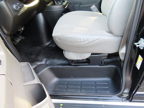 Used 2014 Chevrolet Express 3500 LS RWD image 20