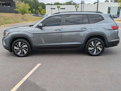 Used 2024 Volkswagen Atlas SE FWD image 7