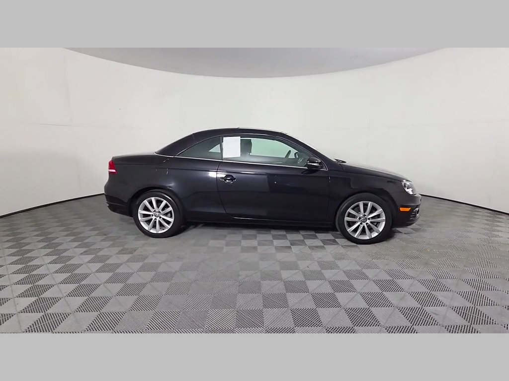 Used 2016 Volkswagen Eos Komfort FWD image 36