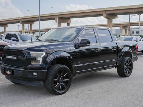 Used 2017 Ford F150 Lariat RWD image 19