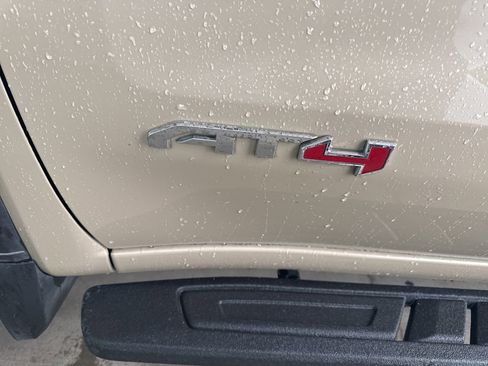 Used 2023 GMC Sierra 1500 AT4 w/ Technology Package image 4