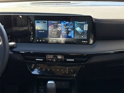 New 2026 Nissan Kicks SR w/ SR Premium Package image 16