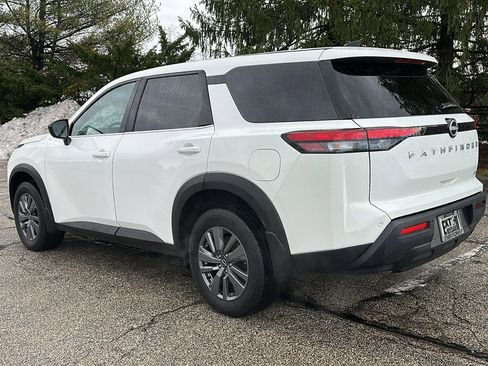 Certified 2024 Nissan Pathfinder S image 7