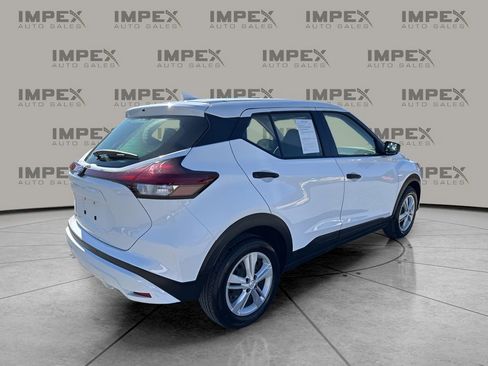 Used 2024 Nissan Kicks S image 5