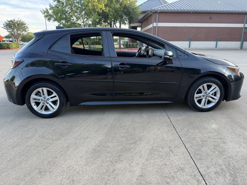 Used 2021 Toyota Corolla SE w/ Carpet Mat Package (TMS) FWD image 8